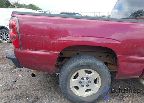 2005 Chevrolet Silverado 1500 Ls из США, поврежденный, VIN 2GCEC13T651394768